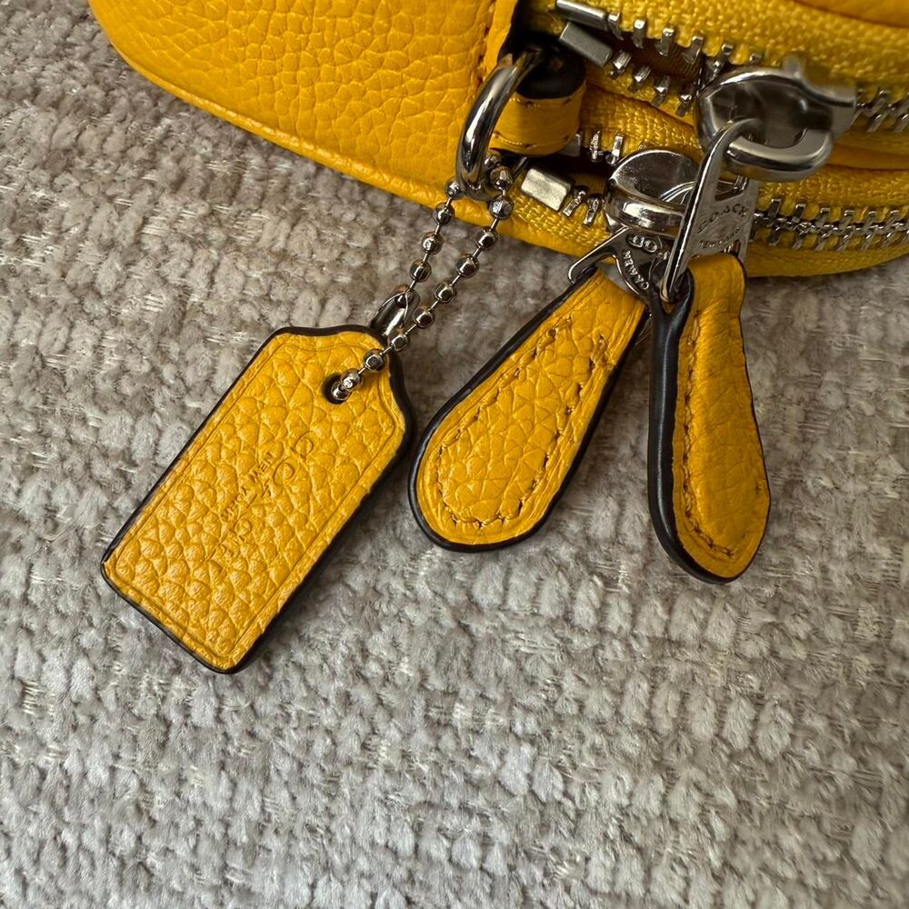 Coach Women's Yellow Bag - Picture 2 of 8